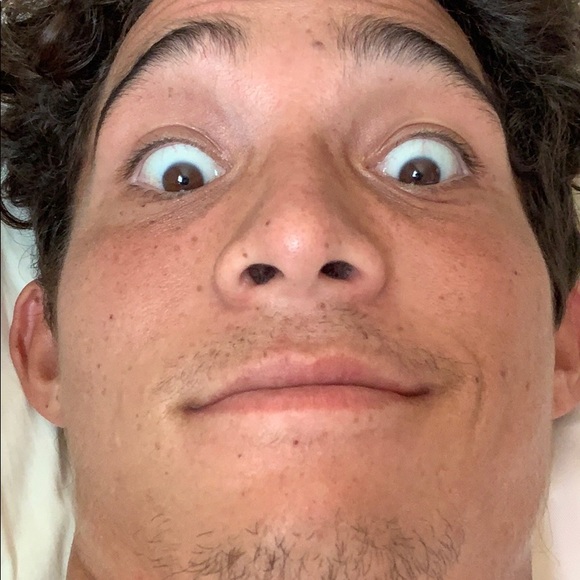 Meet your Posher, Kendall - Picture 1 of 1